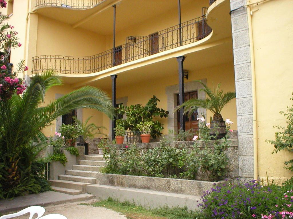 Hostal La Colonial Madrigal de la Vera Εξωτερικό φωτογραφία
