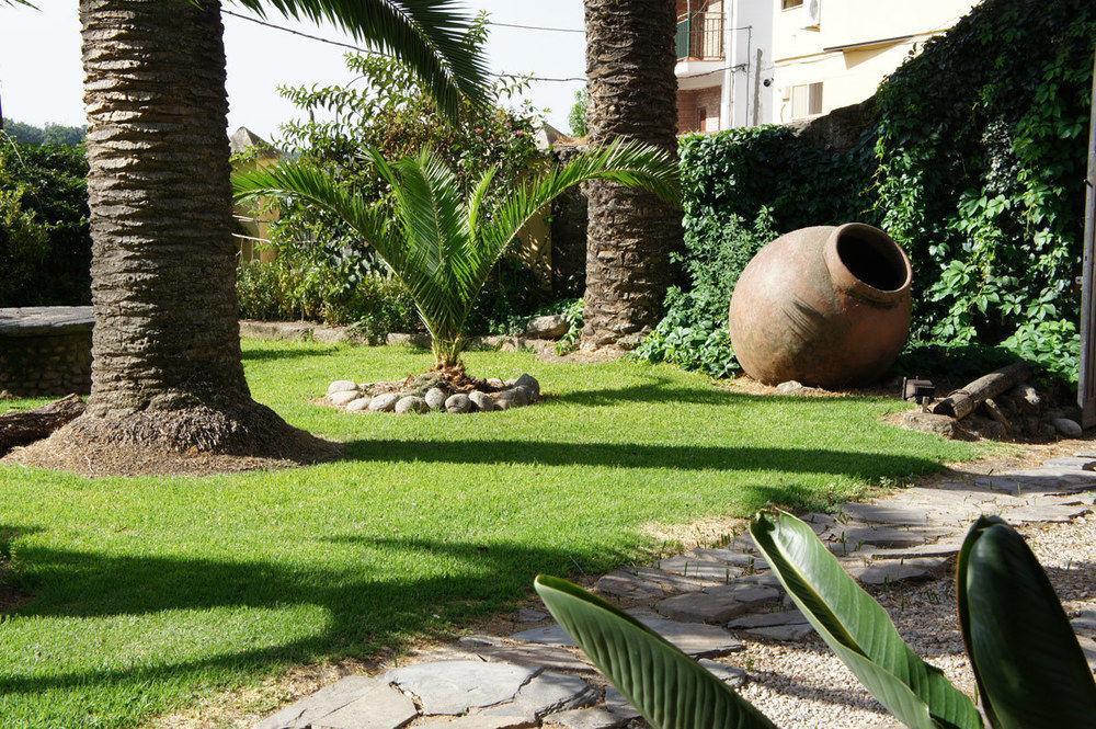 Hostal La Colonial Madrigal de la Vera Εξωτερικό φωτογραφία